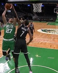  克拉克25+14爵士击退篮网