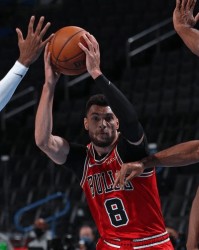  公牛拉文三分11中8轰赛季最高分憾负  