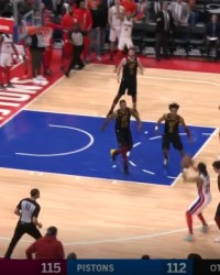  狼队主场完胜伯恩茅斯,防守反击战术奏效