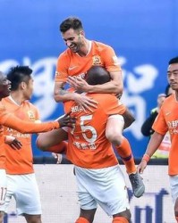  甘冈换帅后触底反弹，两连胜逃离降级区域