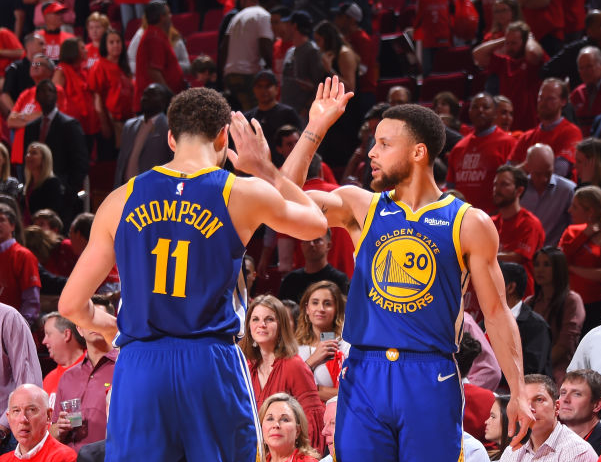  克莱汤普森复出，勇士外线火力全开  