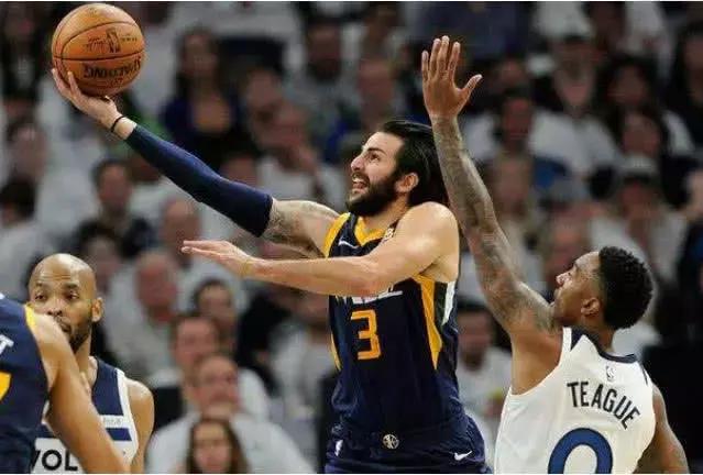  戈贝尔防守端统治油漆区，森林狼擒下爵士巩固排位